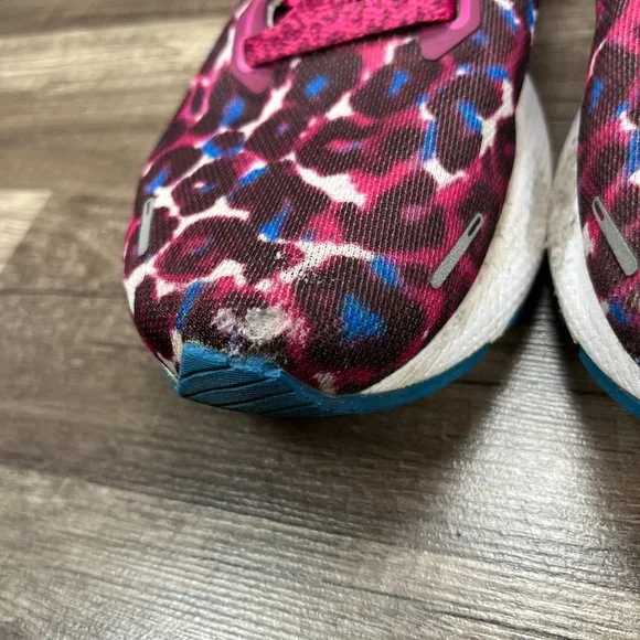 Brooks Adrenaline GTS 22 Pink Leopard Womens US Size 10 EUR 42 Running Shoes - Picture 9 of 15